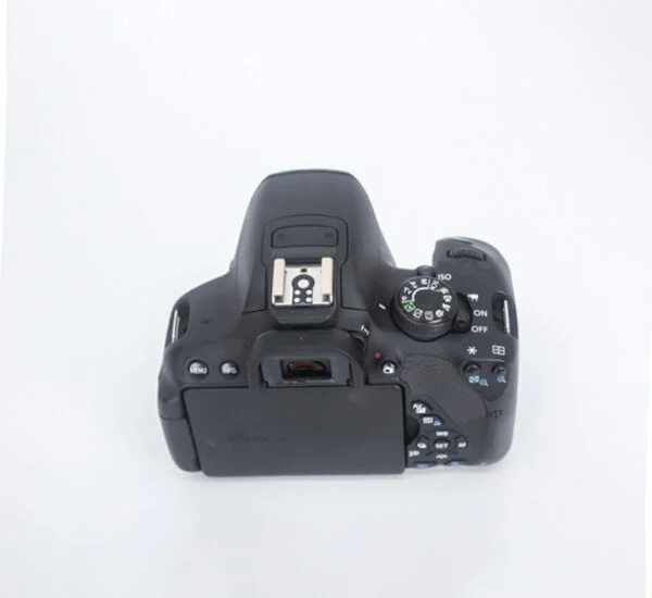 Canon Rebel T5i 700D,18.0MP,DIGIC 5 - Image 3
